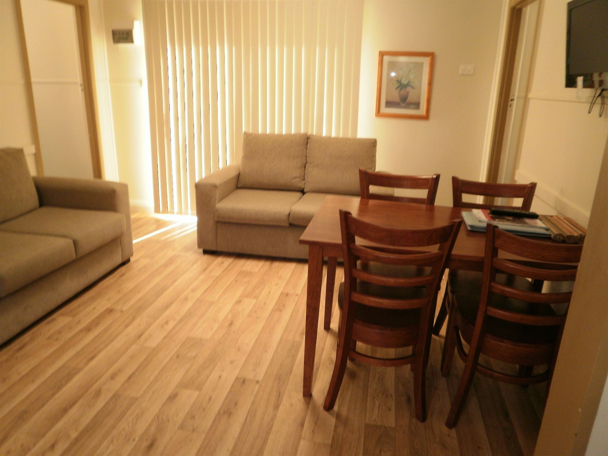 Kickback Cottages Лейкс Ентранс Екстериор снимка