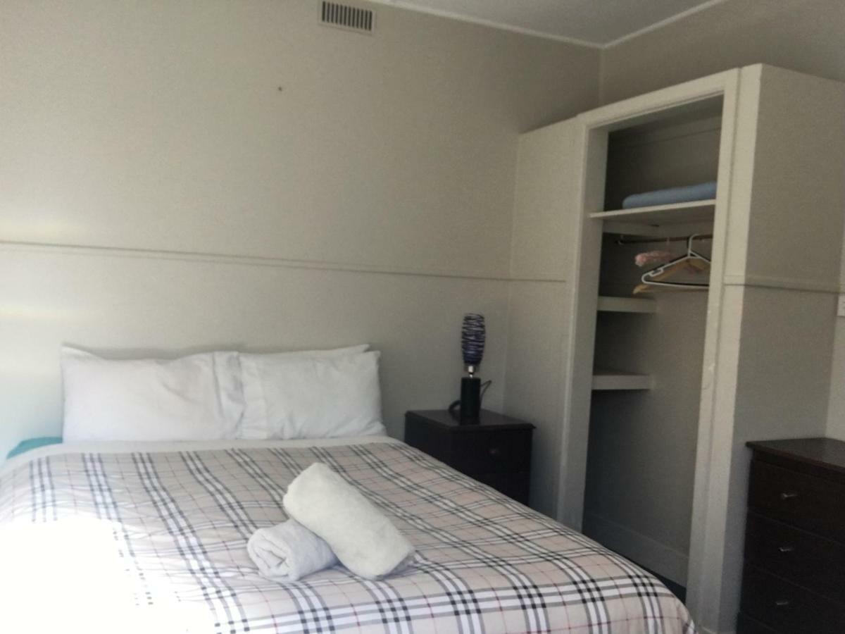 Kickback Cottages Лейкс Ентранс Екстериор снимка