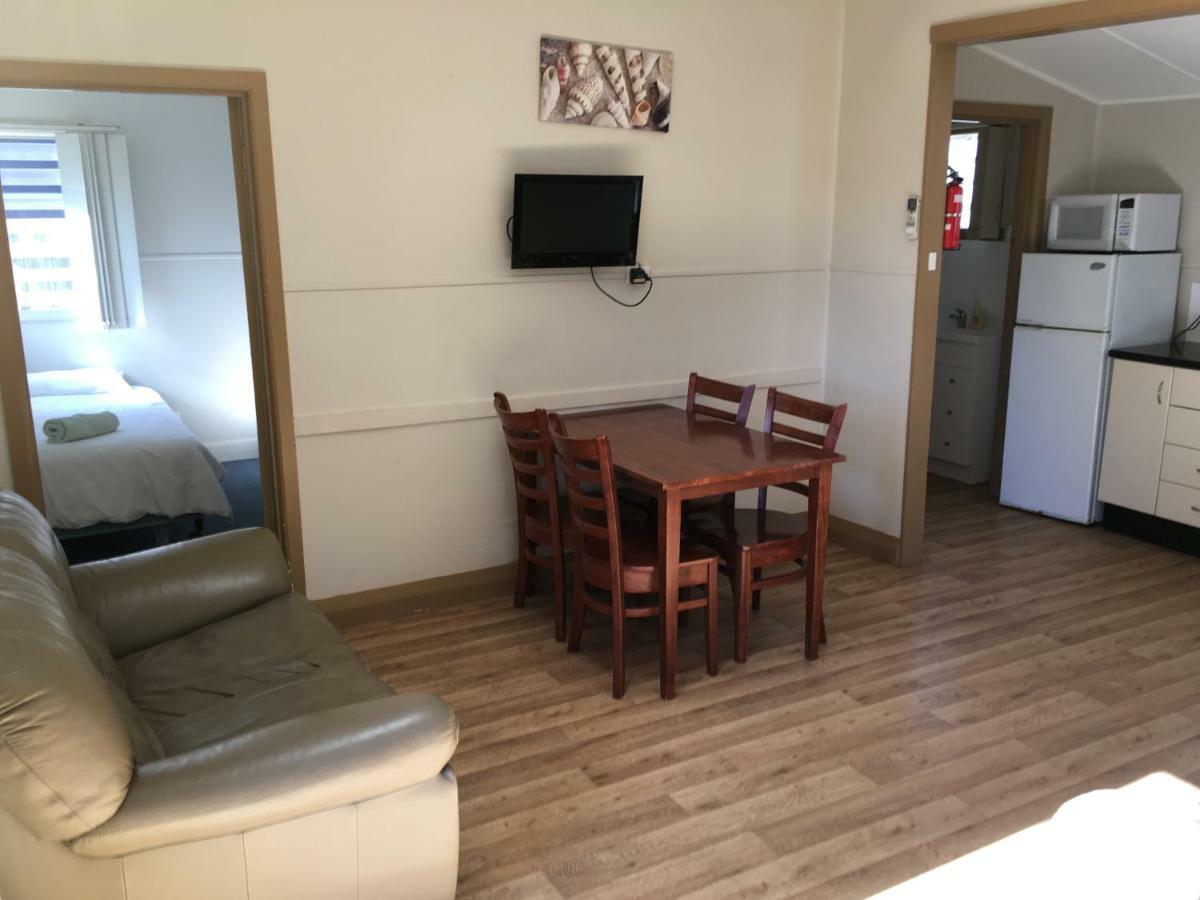 Kickback Cottages Лейкс Ентранс Екстериор снимка