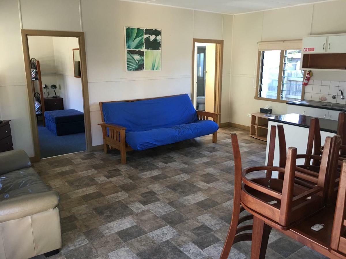 Kickback Cottages Лейкс Ентранс Екстериор снимка