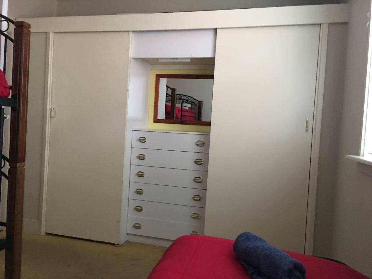 Kickback Cottages Лейкс Ентранс Екстериор снимка