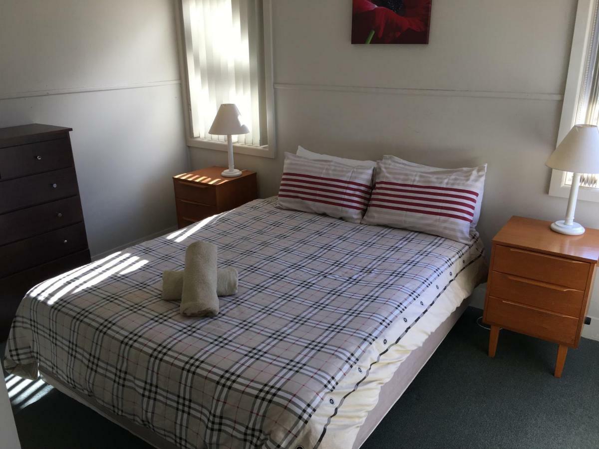 Kickback Cottages Лейкс Ентранс Екстериор снимка
