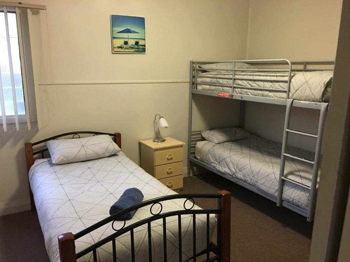Kickback Cottages Лейкс Ентранс Екстериор снимка